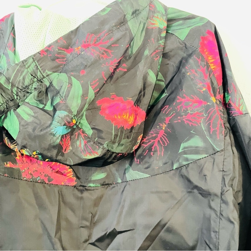 Nike Girls Botanical Print Windbreaker Jacket - Picture 5 of 7